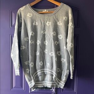 Maurices Light Gray Floral Scoop Neck Sweater